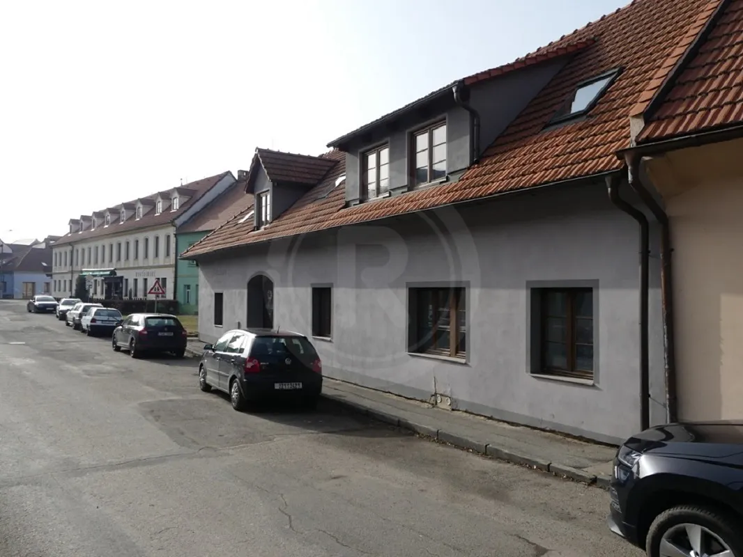 Prodej činžovního domu 450 m²